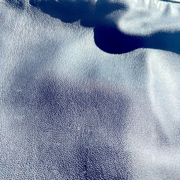 BCBG maxazria - Black real leather lined pencil skirt - Size 0 - Picture 12 of 13